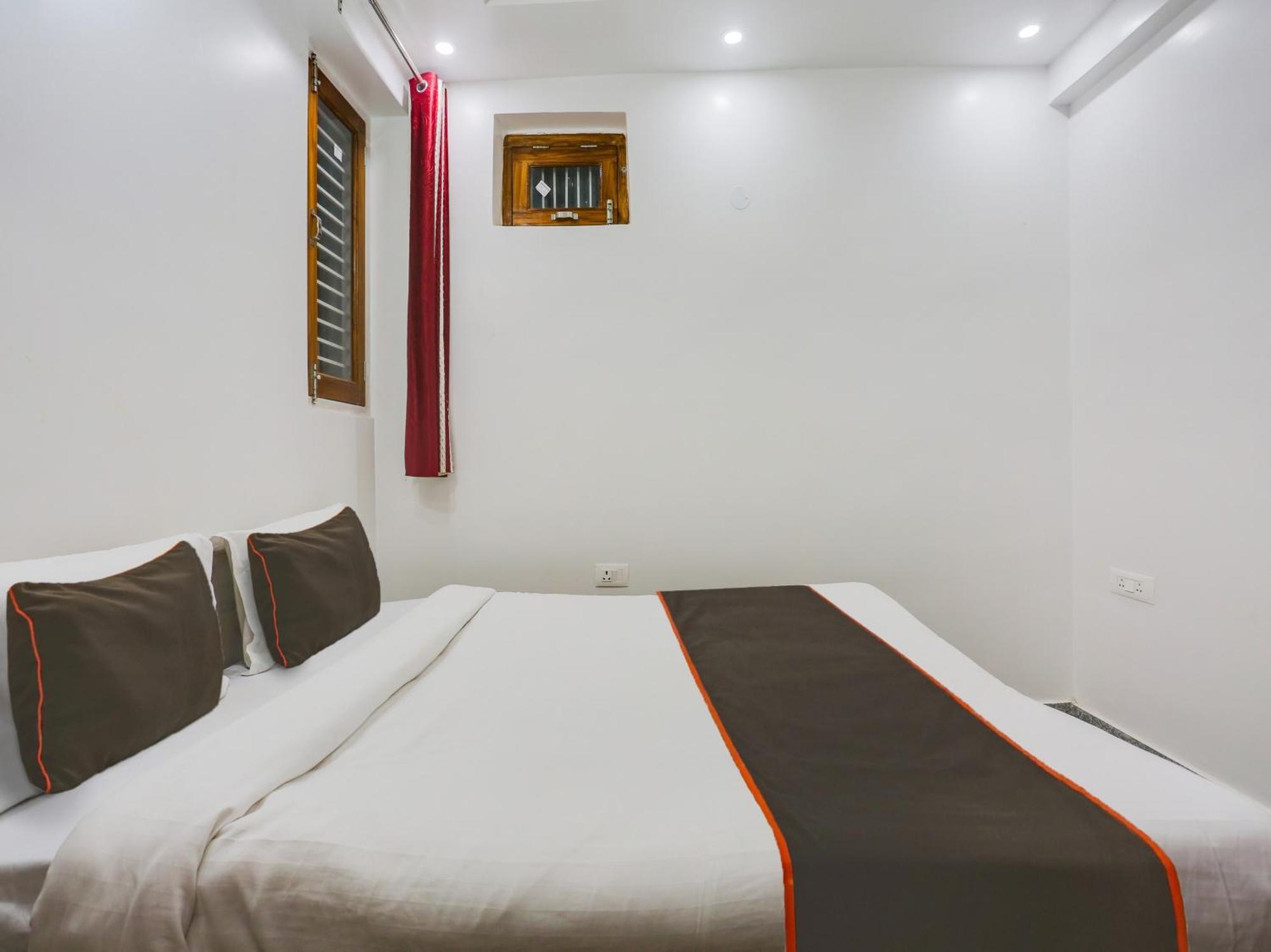 Collection O Sagar Inn グルガウン エクステリア 写真