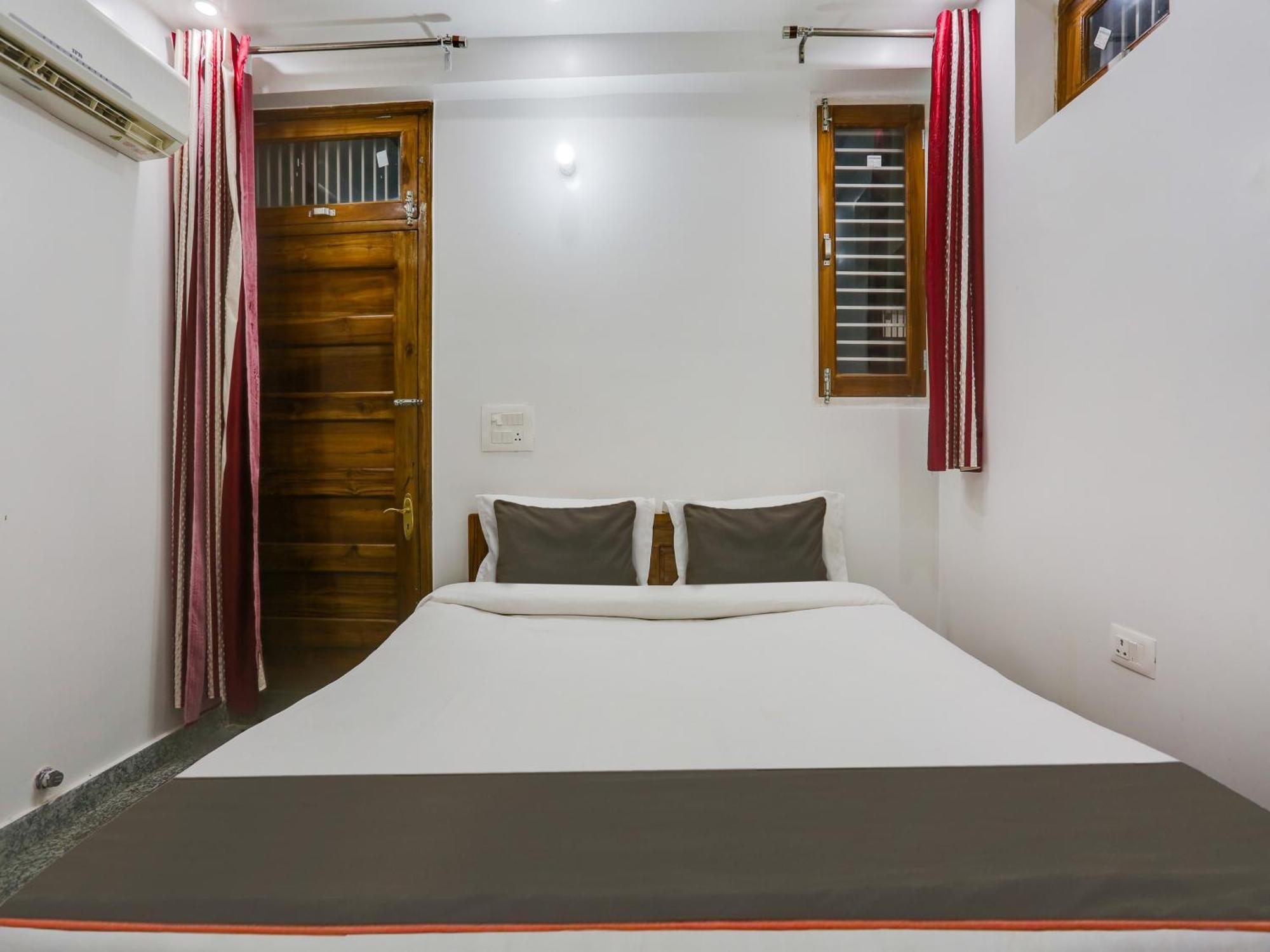 Collection O Sagar Inn グルガウン エクステリア 写真