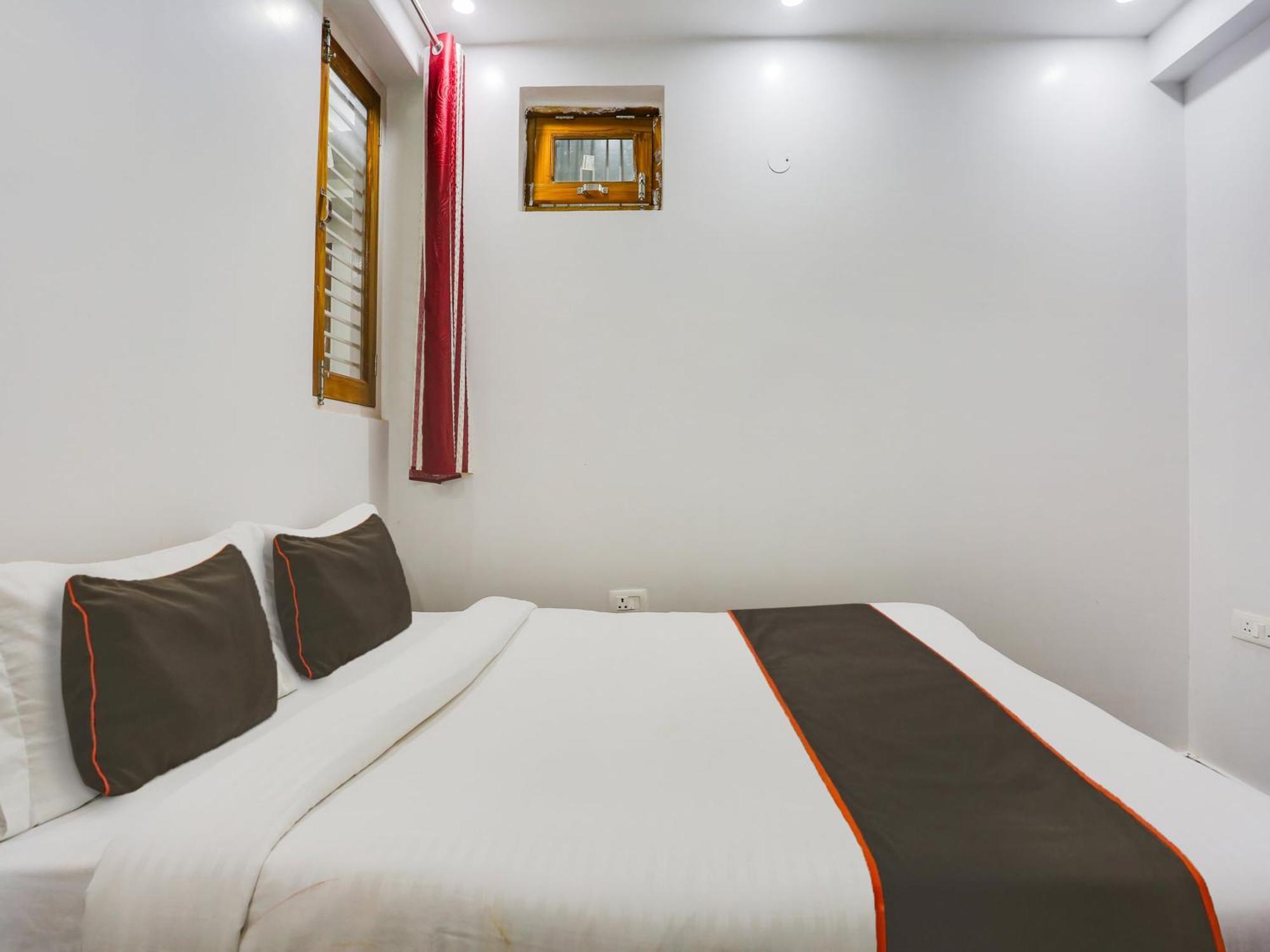 Collection O Sagar Inn グルガウン エクステリア 写真